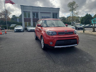 Used 2017 Kia Soul + image 1