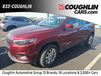Used 2019 Jeep Cherokee Latitude w/ Cold Weather Group image 1
