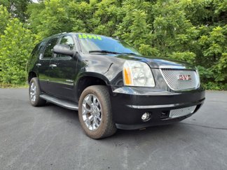 Used 2011 GMC Yukon Denali image 1