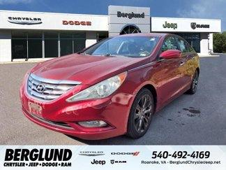 Used 2011 Hyundai Sonata SE image 1