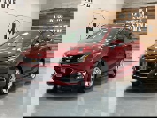 Used 2017 Chevrolet Cruze LT w/ Convenience Package image 1