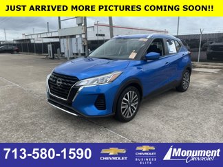 Used 2022 Nissan Kicks SV image 1
