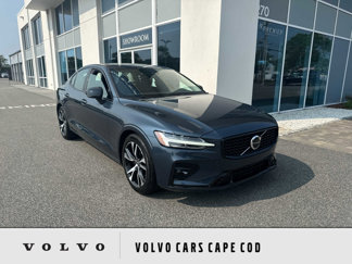 Used 2024 Volvo S60 B5 Core image 1