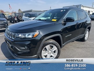 Certified 2022 Jeep Compass Latitude w/ Convenience Group image 1