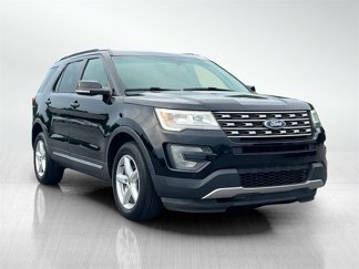 Used 2016 Ford Explorer XLT w/ Equipment Group 202A image 1