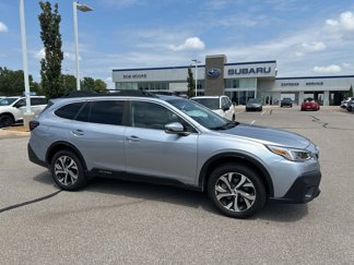 Used 2021 Subaru Outback Limited image 1