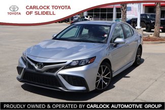 Used 2023 Toyota Camry SE image 1