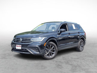 Used 2022 Volkswagen Tiguan SE image 1