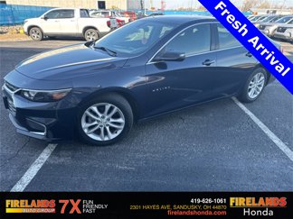 Used 2017 Chevrolet Malibu LT image 1