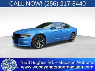 Used 2015 Dodge Charger SXT w/ Driver Confidence Group image 1