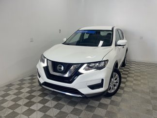 Used 2020 Nissan Rogue S image 1
