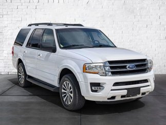 Used 2017 Ford Expedition XLT image 1