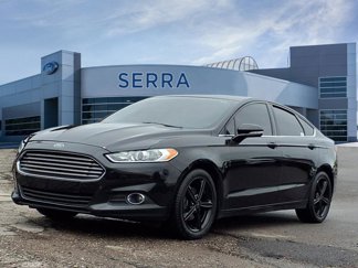 Used 2016 Ford Fusion SE image 1