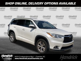 Used 2014 Toyota Highlander XLE image 1