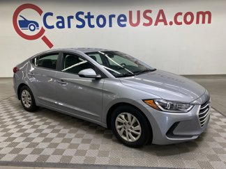 Used 2017 Hyundai Elantra SE image 1