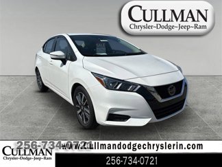 Used 2020 Nissan Versa SV image 1