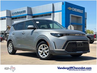 Used 2023 Kia Soul LX w/ Option Group 015 image 1