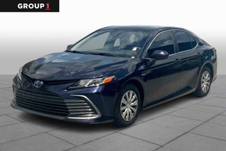 Used 2021 Toyota Camry LE image 1