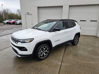 New 2025 Jeep Compass Limited image 1