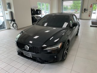 Certified 2024 Volvo S60 B5 Core image 1
