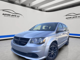 Used 2017 Dodge Grand Caravan SE image 1