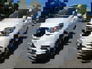 Used 2022 Buick Encore Preferred image 1
