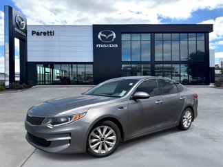 Used 2018 Kia Optima EX image 1