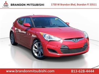 Used 2016 Hyundai Veloster image 1