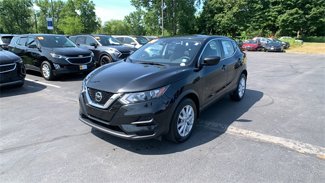 Used 2020 Nissan Rogue Sport S image 1