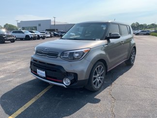 Used 2018 Kia Soul ! image 1