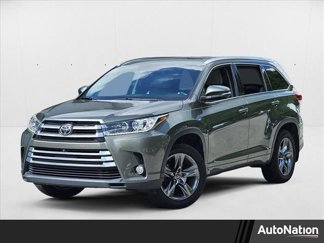 Used 2017 Toyota Highlander Limited Platinum image 1