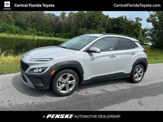 Used 2023 Hyundai Kona SEL image 1