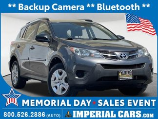 Used 2014 Toyota RAV4 LE image 1