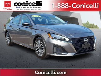 Used 2024 Nissan Altima 2.5 SV image 1
