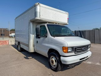 Used 2006 Ford E-450 and Econoline 450 image 1
