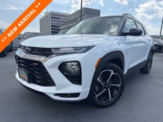 Used 2023 Chevrolet TrailBlazer RS w/ Sun and Liftgate Package image 1