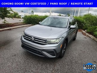 Used 2022 Volkswagen Tiguan SE w/ Panoramic Sunroof Package image 1