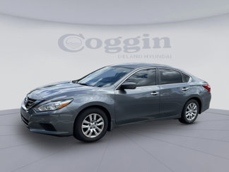 Used 2017 Nissan Altima 2.5 S w/ Power Driver Seat Package image 1