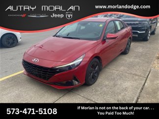 Used 2023 Hyundai Elantra SEL image 1