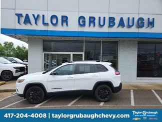 Used 2023 Jeep Cherokee Altitude Lux image 1