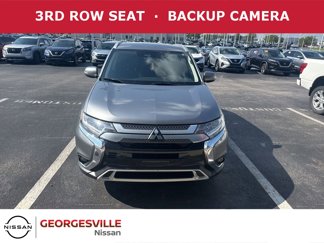 Used 2020 Mitsubishi Outlander SEL image 1