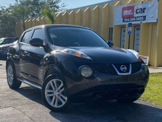 Used 2011 Nissan Juke SV image 1