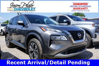 Used 2023 Nissan Rogue SV image 1