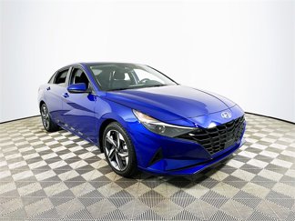 Used 2023 Hyundai Elantra SEL w/ Convenience Package image 1