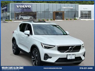 Certified 2024 Volvo XC40 B5 Plus w/ Protection Package Premier image 1