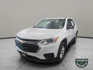 Used 2021 Chevrolet Traverse LS image 1