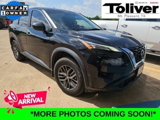 Used 2021 Nissan Rogue S image 1