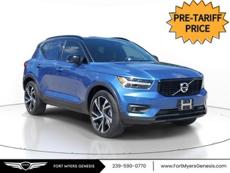 Used 2020 Volvo XC40 T5 R-Design image 1