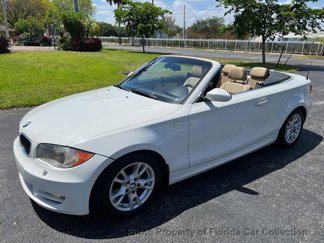 Used 2008 BMW 128i Convertible image 1