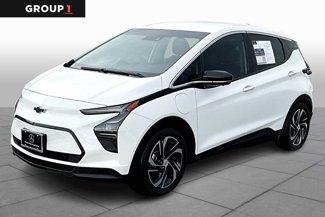 Used 2022 Chevrolet Bolt LT w/ Infotainment Package image 1